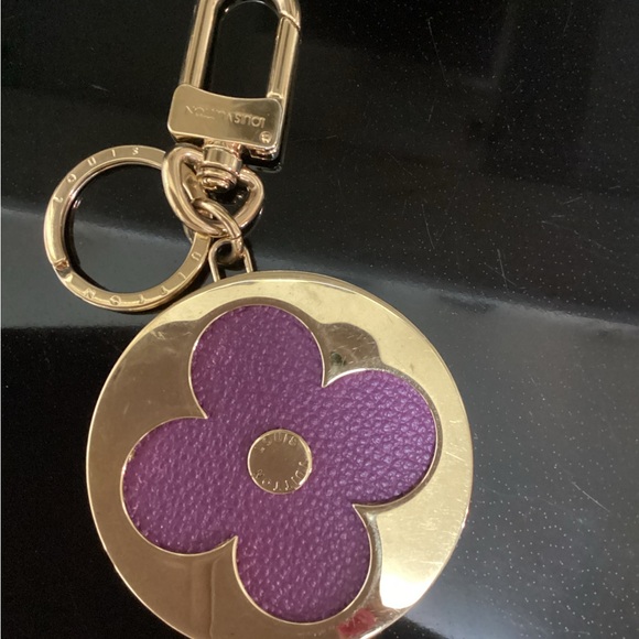 Authentic Louis Vuitton bag charm. - Picture 4 of 8